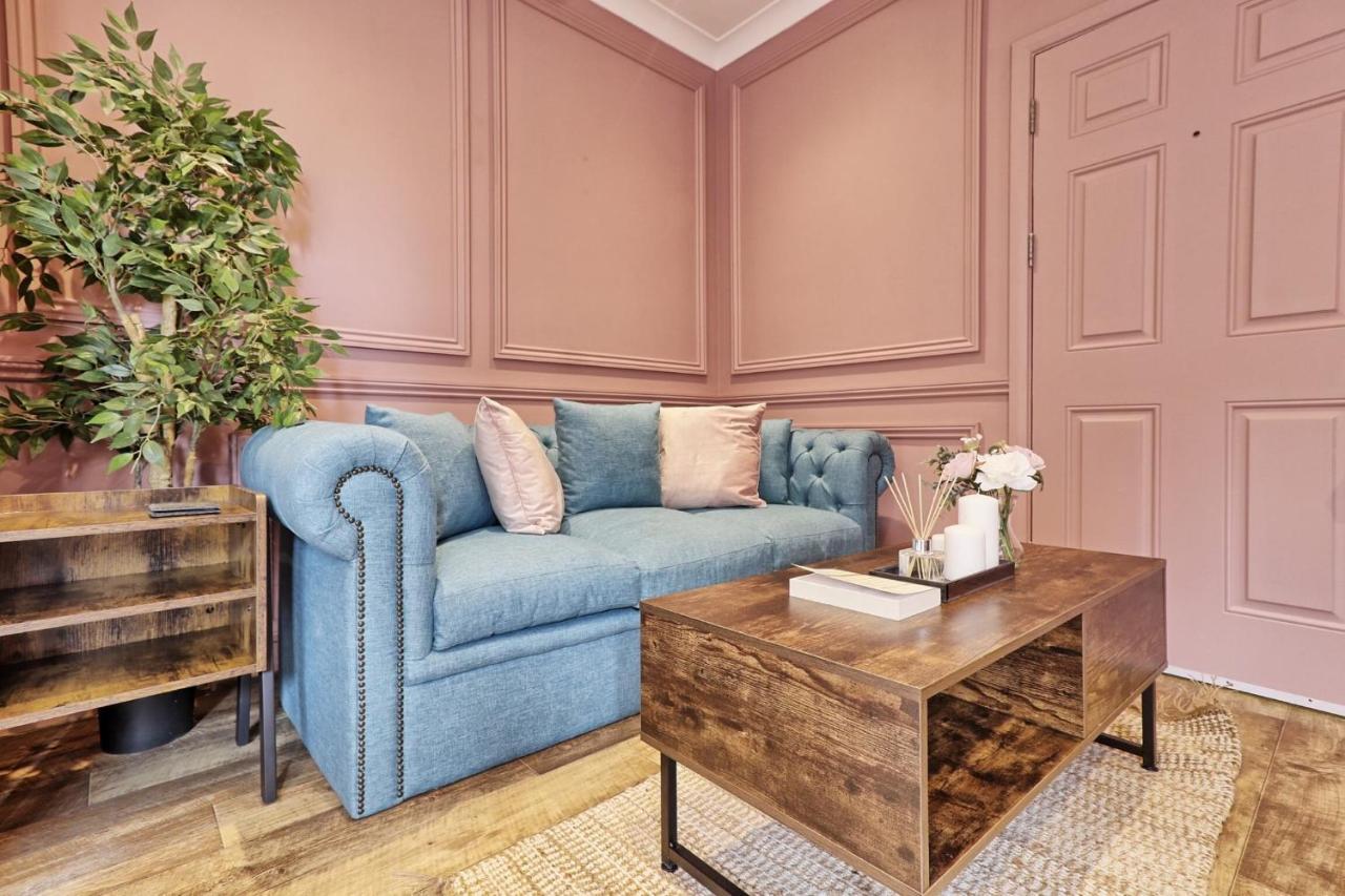 Urban Stylish Apartment - Southend Stays Екстериор снимка