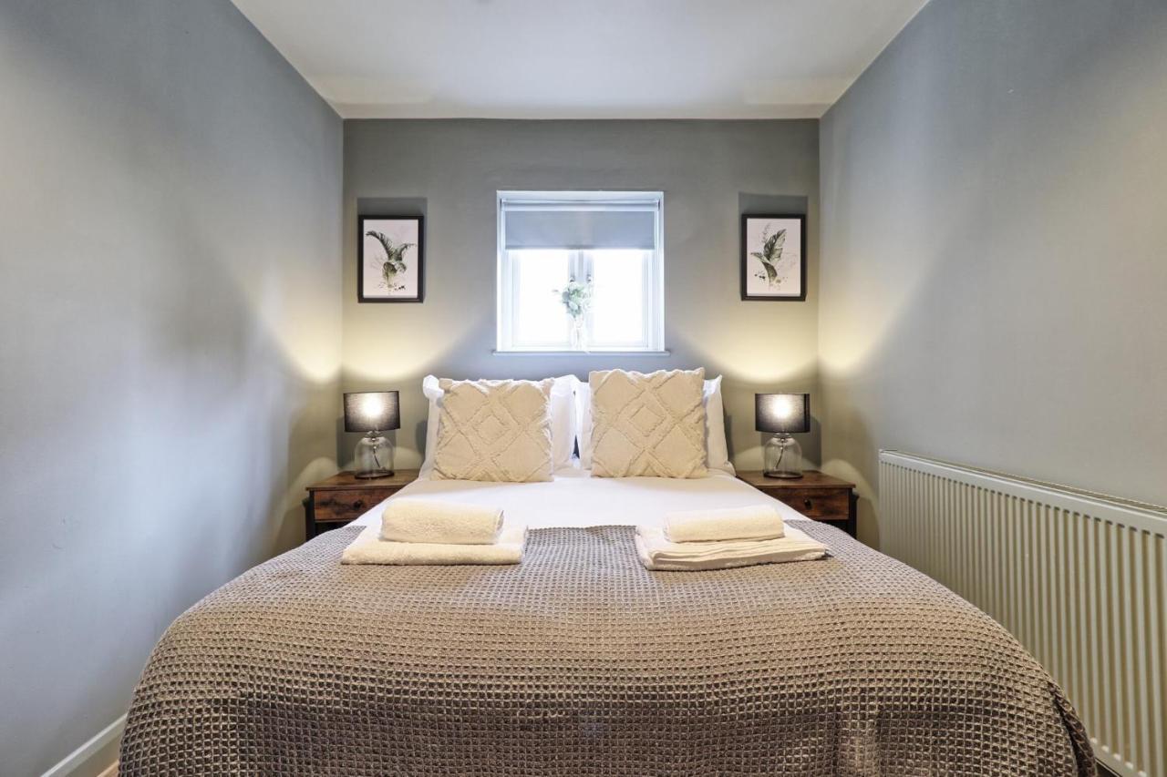 Urban Stylish Apartment - Southend Stays Екстериор снимка